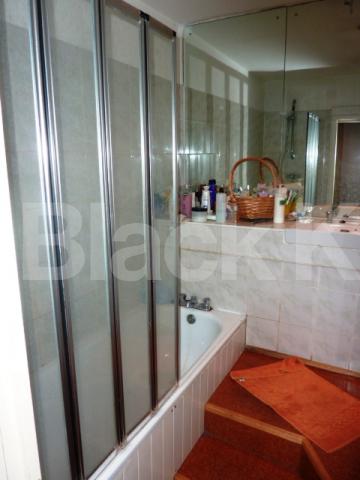 			NEW INSTRUCTION!, 2 Bedroom, 1 bath, 1 reception Flat			 Camden Road, CAMDEN